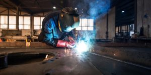 Soldadura Industrial: Tipos, aplicaciones y beneficios en la metalmecánica